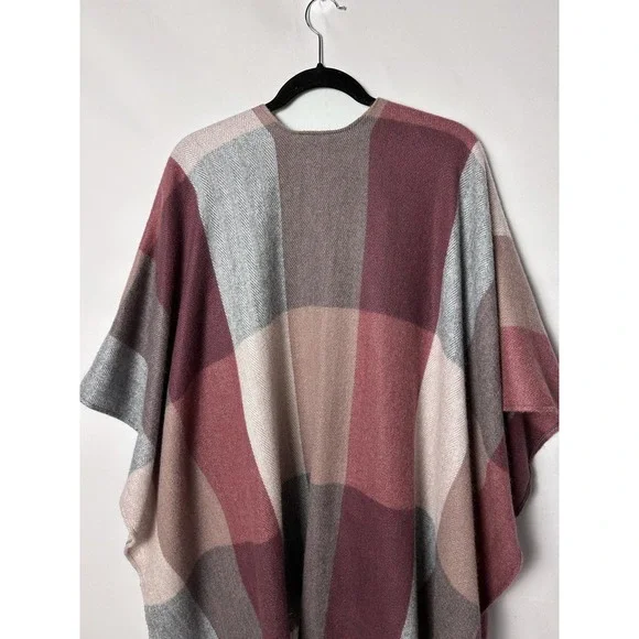 Woolrich Poncho Wrap Womens One Size Pink Gray Plaid Fringe Open Front Cape - Picture 6 of 8